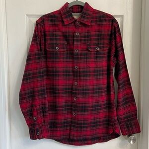 Jachs Men’s Flannel Size Small Red & Black Plaid Button Up Cabincore